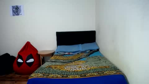 Snapshot of jboy_s chatting on 20, 12, 2025 jboy_s online show from 20, 12, 2025