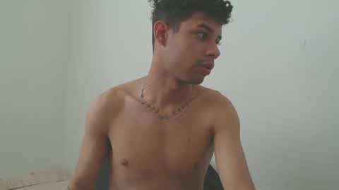 Snapshot of jeampier_sexy chatting on 12, 1, 2025 jeampier_sexy online show from 12, 1, 2025