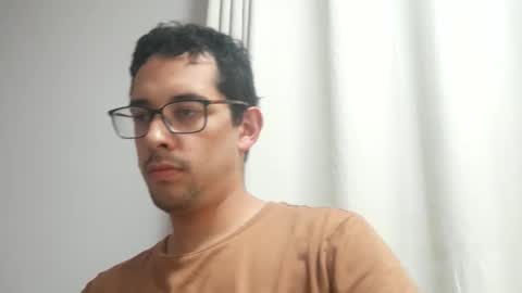 Snapshot of jean_hard_ chatting on 18, 11, 2025 jean_hard_ online show from 18, 11, 2025