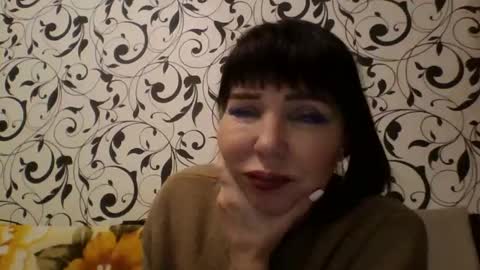 Snapshot of jeanedavis chatting on 7, 1, 2025 JeaneDavis online show from 7, 1, 2025