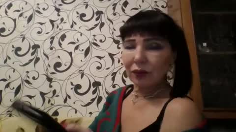 Snapshot of jeanedavis chatting on 2, 2, 2025 JeaneDavis online show from 2, 2, 2025