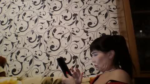 Snapshot of jeanedavis chatting on 3, 2, 2025 JeaneDavis online show from 3, 2, 2025