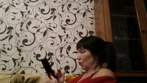 Snapshot of jeanedavis chatting on 4, 2, 2025 JeaneDavis online show from 4, 2, 2025