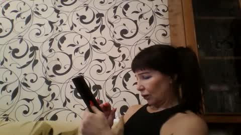 Snapshot of jeanedavis chatting on 17, 2, 2025 JeaneDavis online show from 17, 2, 2025
