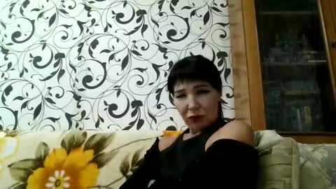 Snapshot of jeanedavis chatting on 8, 10, 2025 JeaneDavis online show from 8, 10, 2025