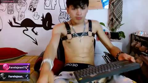 Jean online show from 5, 11, 2025