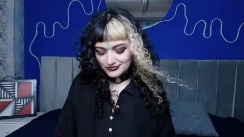Snapshot of jeannesabatier chatting on 3, 6, 2026 Jean online show from 3, 6, 2026