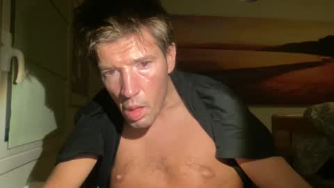 jeanslov online show from 21, 1, 2025