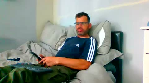 Snapshot of jediknight2 chatting on 27, 6, 2026 Matt online show from 27, 6, 2026