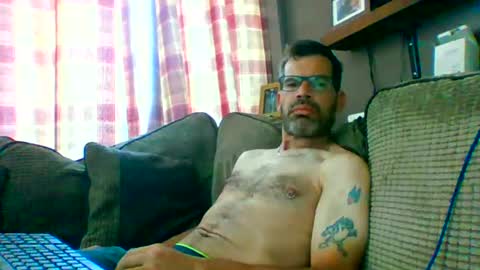Snapshot of jediknight2 chatting on 25, 7, 2026 Matt online show from 25, 7, 2026