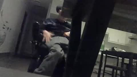 Snapshot of jeffbeau chatting on 23, 11, 2025 hugo online show from 23, 11, 2025