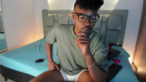 Snapshot of jeffrey_cottom chatting on 24, 1, 2025 Jeff online show from 24, 1, 2025