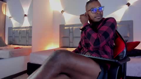 Snapshot of jeffrey_cottom chatting on 1, 2, 2025 Jeff online show from 1, 2, 2025