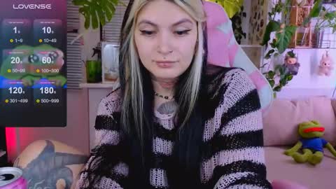 Snapshot of jelyaa chatting on 24, 9, 2025 Jelya online show from 24, 9, 2025