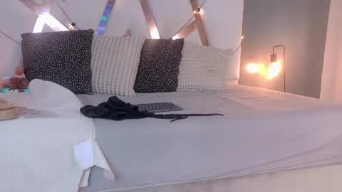 Snapshot of jenacooper__ chatting on 21, 4, 2026 Jena online show from 21, 4, 2026