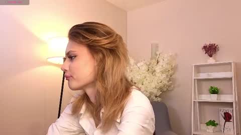 jenifercloudy online show from 21, 6, 2026