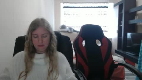 Snapshot of jenisandpeter chatting on 2, 3, 2025 JenisAndPeter online show from 2, 3, 2025