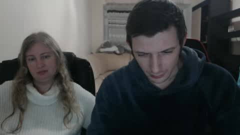 Snapshot of jenisandpeter chatting on 3, 3, 2025 JenisAndPeter online show from 3, 3, 2025