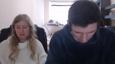 Snapshot of jenisandpeter chatting on 6, 3, 2025 JenisAndPeter online show from 6, 3, 2025