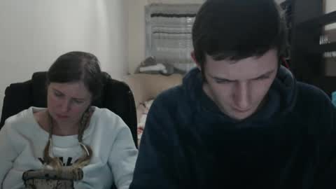 Snapshot of jenisandpeter chatting on 10, 3, 2025 JenisAndPeter online show from 10, 3, 2025