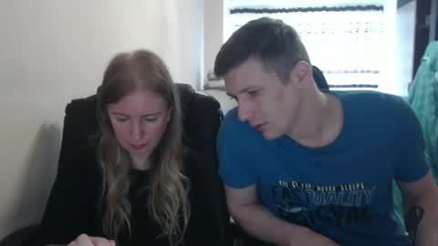 Snapshot of jenisandpeter chatting on 9, 9, 2025 JenisAndPeter online show from 9, 9, 2025