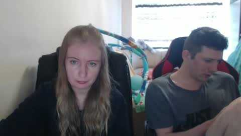 Snapshot of jenisandpeter chatting on 21, 9, 2025 JenisAndPeter online show from 21, 9, 2025