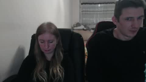 Snapshot of jenisandpeter chatting on 27, 9, 2025 JenisAndPeter online show from 27, 9, 2025