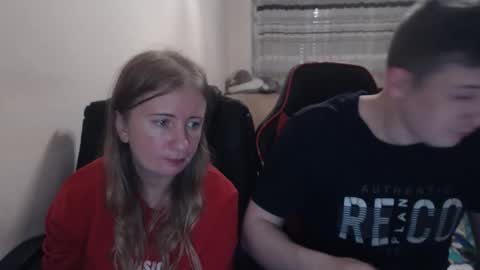 Snapshot of jenisandpeter chatting on 25, 10, 2025 JenisAndPeter online show from 25, 10, 2025