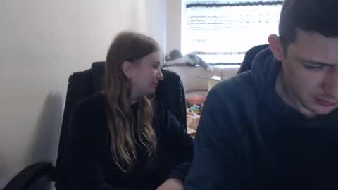 Snapshot of jenisandpeter chatting on 29, 10, 2025 JenisAndPeter online show from 29, 10, 2025