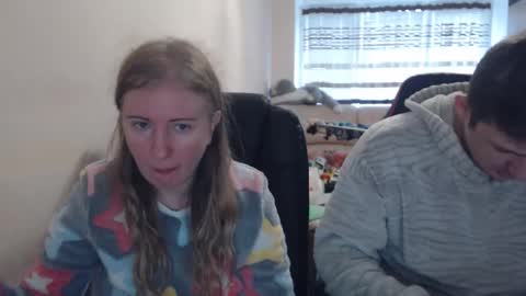 Snapshot of jenisandpeter chatting on 22, 11, 2025 JenisAndPeter online show from 22, 11, 2025