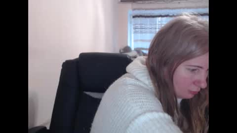 Snapshot of jenisandpeter chatting on 3, 3, 2026 JenisAndPeter online show from 3, 3, 2026