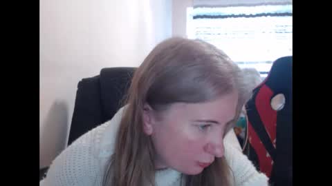 Snapshot of jenisandpeter chatting on 10, 3, 2026 JenisAndPeter online show from 10, 3, 2026