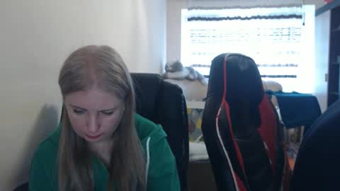 Snapshot of jenisandpeter chatting on 24, 3, 2026 JenisAndPeter online show from 24, 3, 2026