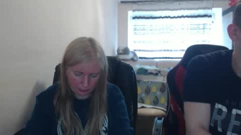 Snapshot of jenisandpeter chatting on 26, 4, 2026 JenisAndPeter online show from 26, 4, 2026