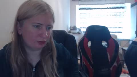 Snapshot of jenisandpeter chatting on 16, 5, 2026 JenisAndPeter online show from 16, 5, 2026