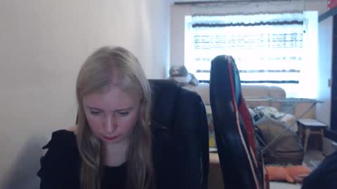 Snapshot of jenisandpeter chatting on 22, 5, 2026 JenisAndPeter online show from 22, 5, 2026