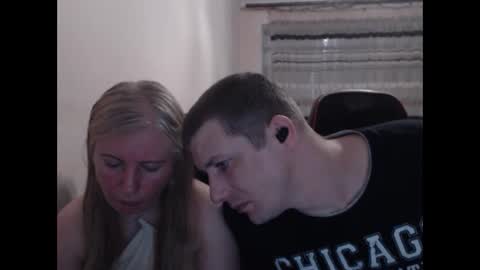 Snapshot of jenisandpeter chatting on 25, 5, 2026 JenisAndPeter online show from 25, 5, 2026