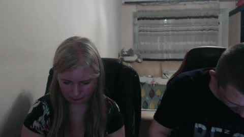 Snapshot of jenisandpeter chatting on 28, 5, 2026 JenisAndPeter online show from 28, 5, 2026