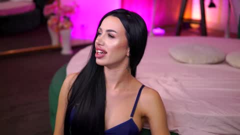 jenna_day online show from 9, 2, 2025