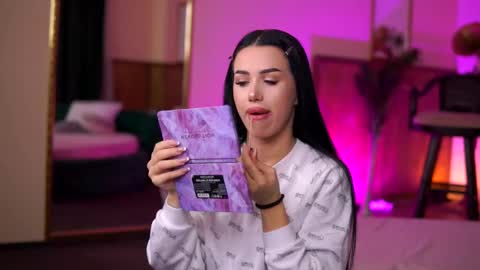 jenna_day online show from 14, 2, 2025