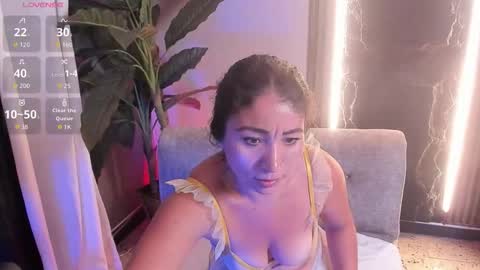 Snapshot of jenna_milf_ chatting on 1, 3, 2026 Valentina online show from 1, 3, 2026