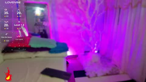 Snapshot of jenndy_lockhart chatting on 11, 1, 2025 follow me in me IG jenndy971 online show from 11, 1, 2025