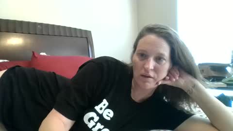 Jennibean6996 online show from 5, 10, 2025