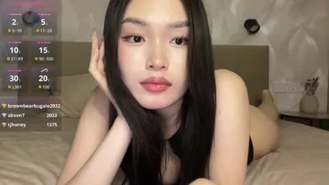 jennie_yung online show from 20, 9, 2025