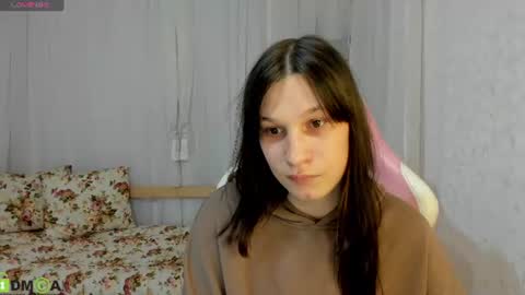 Snapshot of jennifer_broccoli chatting on 5, 8, 2026 Jeni online show from 5, 8, 2026