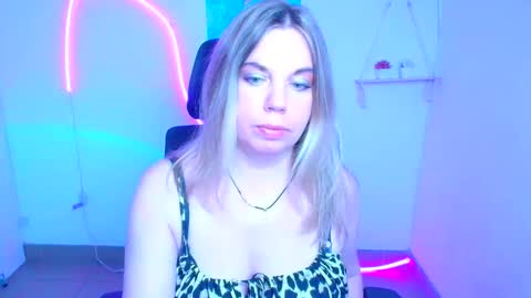 Jennifer online show from 18, 4, 2026