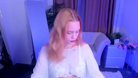 Snapshot of jennifer_shy_ chatting on 25, 7, 2026 Jennifer online show from 25, 7, 2026