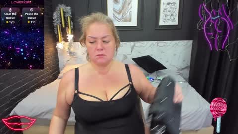 Snapshot of jenniferlight chatting on 4, 1, 2025 Jennifer online show from 4, 1, 2025