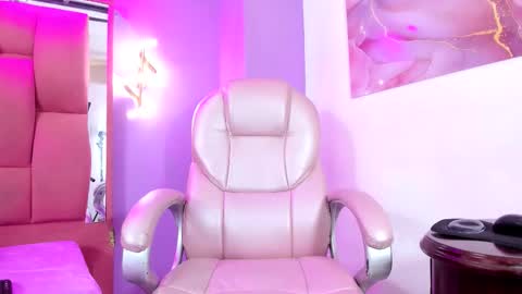 jenniifer_t online show from 26, 11, 2025