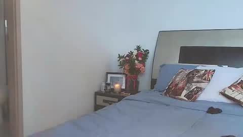 Jenn online show from 28, 11, 2025